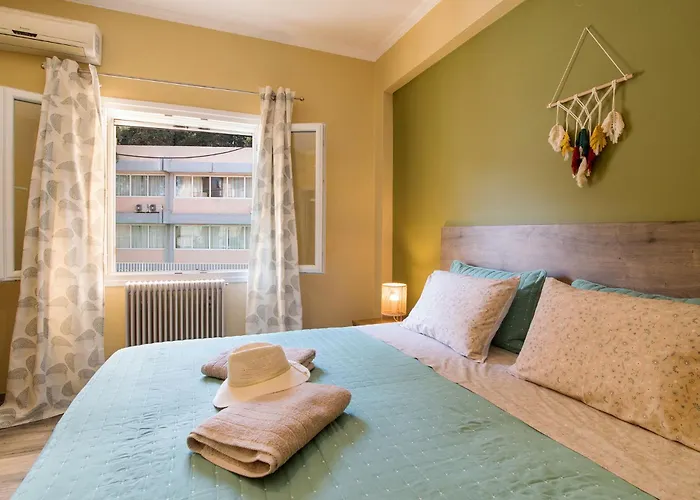 Mencrates Apartment