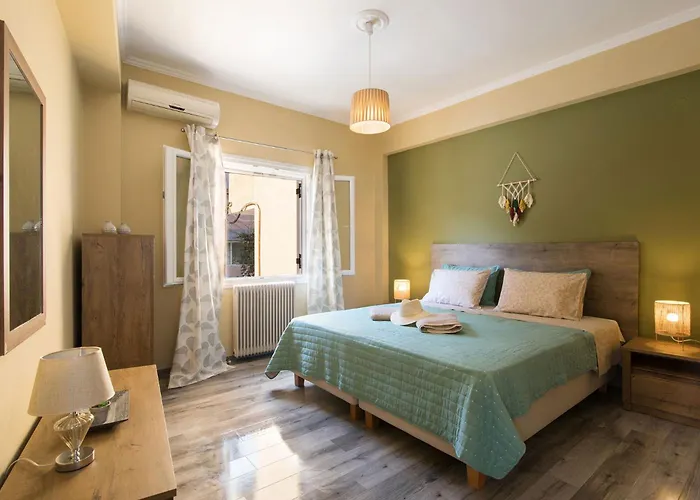 Mencrates Apartment